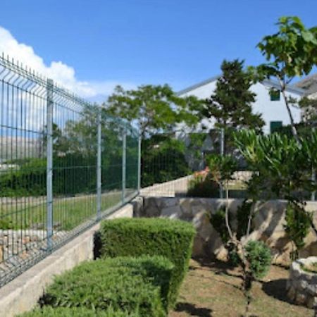 פג Apartment Lora מראה חיצוני תמונה