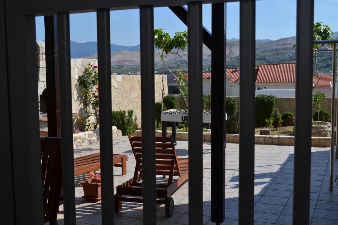 פג Apartment Lora מראה חיצוני תמונה
