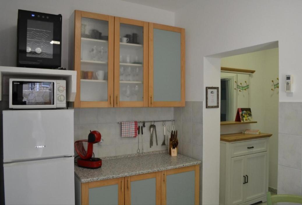 פג Apartment Lora מראה חיצוני תמונה